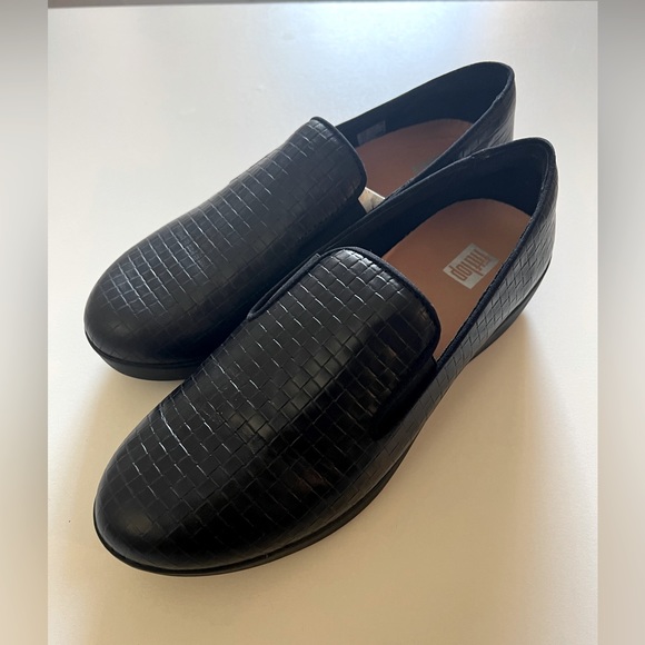 FitFlop Shoes (*new with box) - Picture 2 of 8